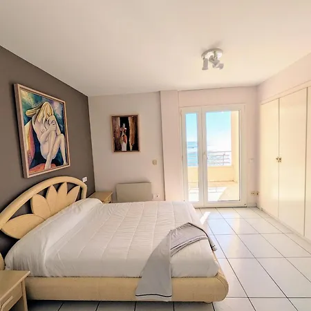 Vacaciones Zona Privilegiada: Frente Al Mar Con Terraza, 2 Hab., Rutas De Senderismo, Canyelles Petites - Es-258-72 Apartment